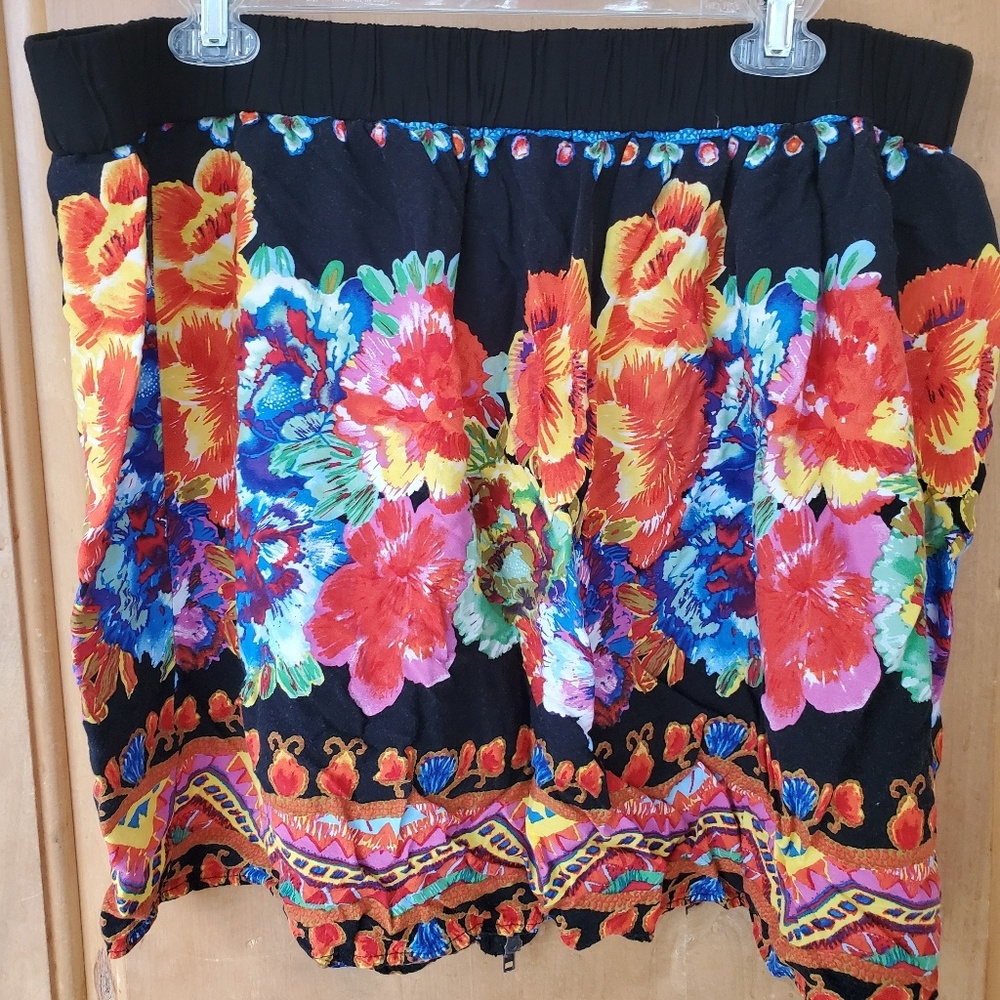 Super cute floral watercolor print skirt